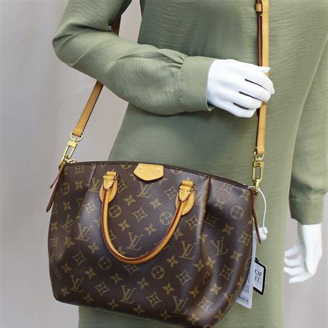 Vuitton Turenne 